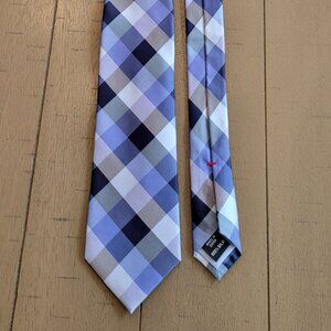 100% SILKTOMMY HILFIGER NECKTIE  blue hues geometric squares plaid style 58 long